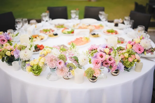 Hochzeit Dekor Blumen — Stockfoto