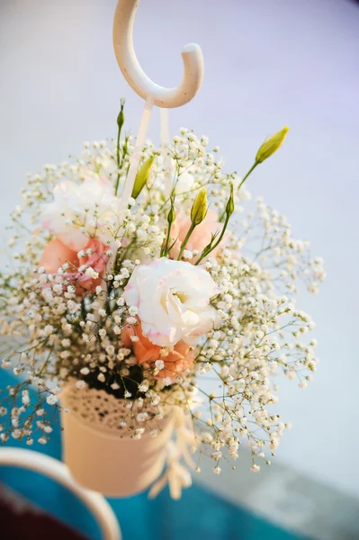 Kwiaty ślubne wystrój — Zdjęcie stockowe