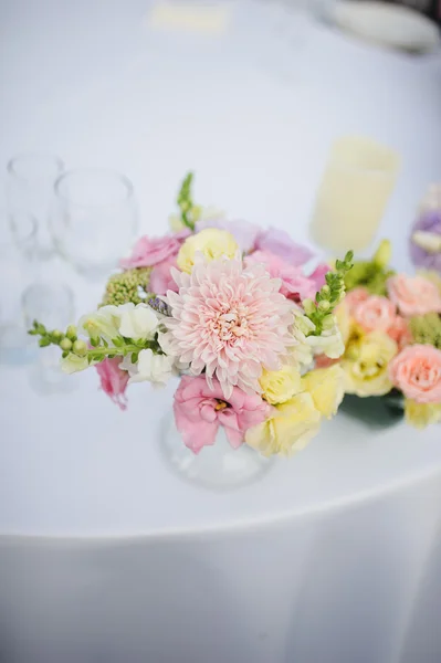 Decorazione di nozze fiori — Foto Stock