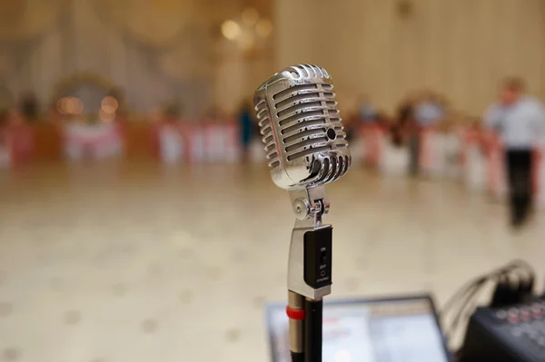 Retro Vocal Microphone — Stock Photo, Image