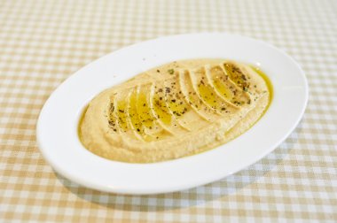 Taze humus Tahin