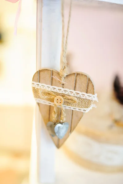 Décorations de mariage au restaurant avec toute la beauté et les fleurs — Photo