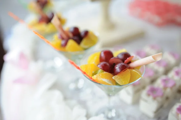 Bruiloft dessert fruitsalade — Stockfoto