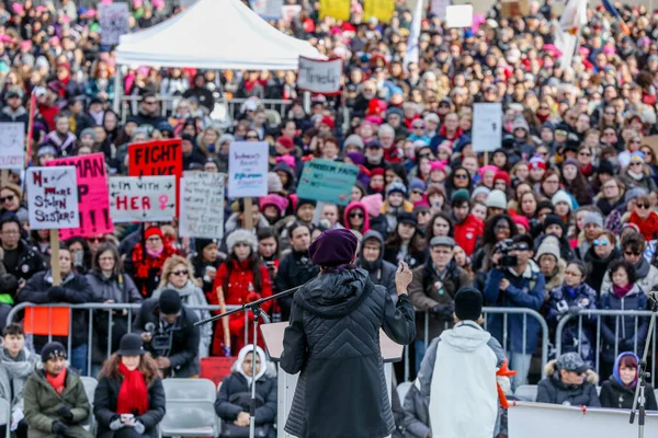 Toronto Kanada Styczeń 2018 Protestujący Marszu Kobiet Toronto Defining Nasze — Zdjęcie stockowe