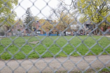 Kasık parkları COVID-19 salgını nedeniyle kapalı..