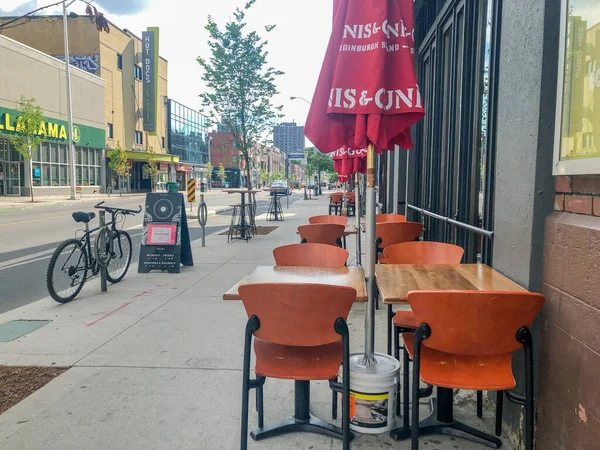 Toronto Daki Restoranlar Covid Salgını Sırasında Içerideki Yemek Kısıtlamalarından Dolayı — Stok fotoğraf