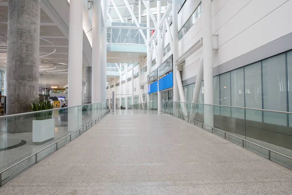 Прибуття Секції Терміналі Аеропорті Торонто Порожнє Під Час Пандемії Covid — стокове фото