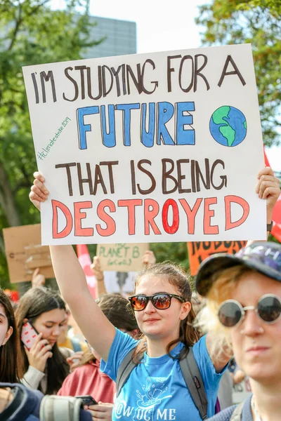 Toronto Ontario Canadá Septiembre 2019 Protesta Contra Cambio Climático Viernes —  Fotos de Stock