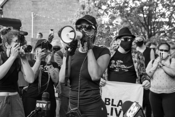 Toronto Ontario Canada June 2020 Rasisme Mars Solidaritet Med Black – stockfoto