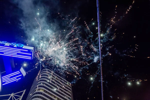 Toronto Raptors Fans Celebrate Raptors Defeated Defending Nba Champions Win — Stock Photo, Image