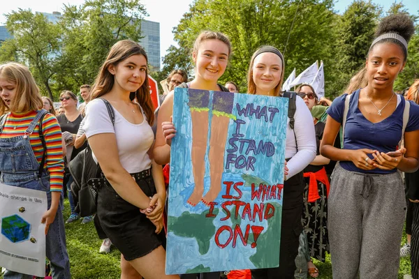 Toronto Ontario Canadá Septiembre 2019 Protesta Contra Cambio Climático Viernes —  Fotos de Stock