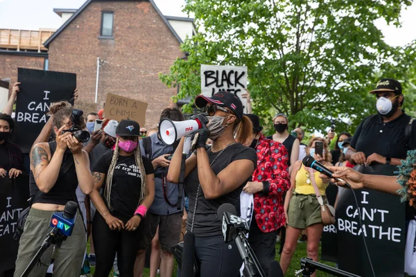 Toronto Ontario Canada Junho 2020 Marcha Racismo Solidariedade Com Matéria — Fotografia de Stock