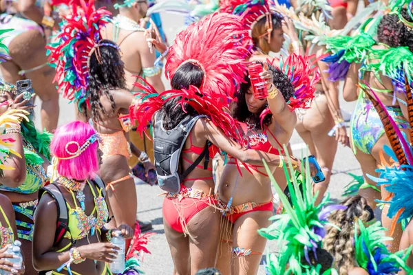 Toronto Ontario Canadá Agosto 2019 Participantes Gran Desfile Del Carnaval — Foto de Stock