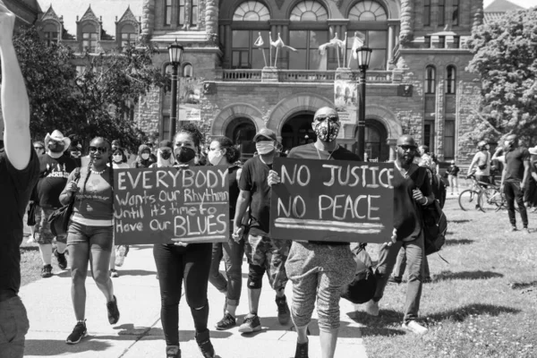 Toronto Ontario Canadá Junio 2020 Marcha Contra Racismo Solidaridad Con —  Fotos de Stock