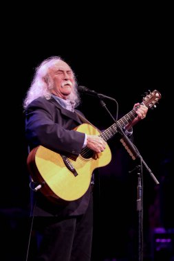 TORONTO, CANADA - 2016 / 09 / 04: David Crosby Toronto 'daki Danforth müzikholünde canlı performans sergiliyor.  
