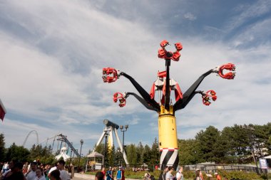 VAUGHAN, Kanada - 28 AĞUSTOS 2018: Kanada 'nın Harikalar Diyarı' nda SLEDGEHAMER Atı.