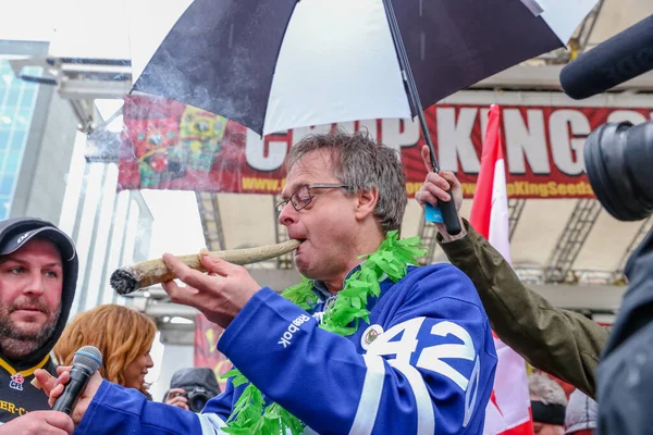 TORONONONONONTO, ONTARIO, CANADA - 20 Nisan 2017: 