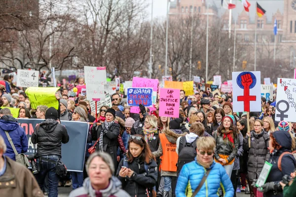 Торонто Онтарио Канада Января 2018 Женщины Маршины Обязательство Наше Будущее — стоковое фото