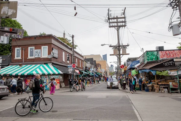 Juni 2018 Toronto Kanada Menschen Aus Kensington Markt — Stockfoto