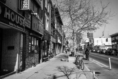 COVID-19. Toronto 'da günlük hayat. 8 Nisan. 2021