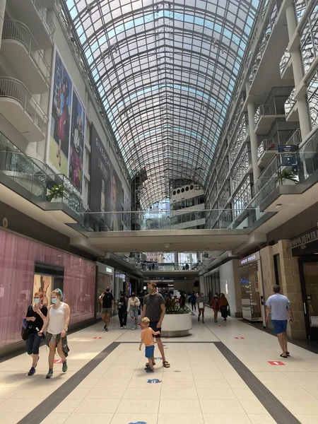 Canada Toronto Aug 2021 Eaton Centre Mall Covid Daily Life — Stock Photo, Image