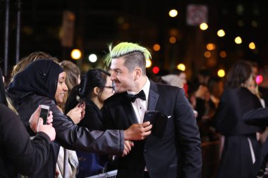 Toronto, Ontario, Kanada - 21 Ekim 2016: Buffer Festivali Kırmızı Halı. Tampon Festivali, YouTube ve Online içerik yaratıcılarının katıldığı bir festivaldir..