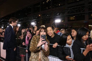 Toronto, Ontario, Kanada - 21 Ekim 2016: Buffer Festivali Kırmızı Halı. Tampon Festivali, YouTube ve Online içerik yaratıcılarının katıldığı bir festivaldir..