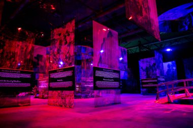 Beyond Monet exhibit at Metro Convention Centre. This remarkable experience allows audiences to embark on a poetic and engaging journey through the work of the leading figure of Impressionism, Claude Monet. 