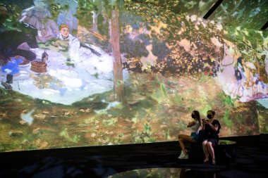 Beyond Monet exhibit at Metro Convention Centre. This remarkable experience allows audiences to embark on a poetic and engaging journey through the work of the leading figure of Impressionism, Claude Monet. 