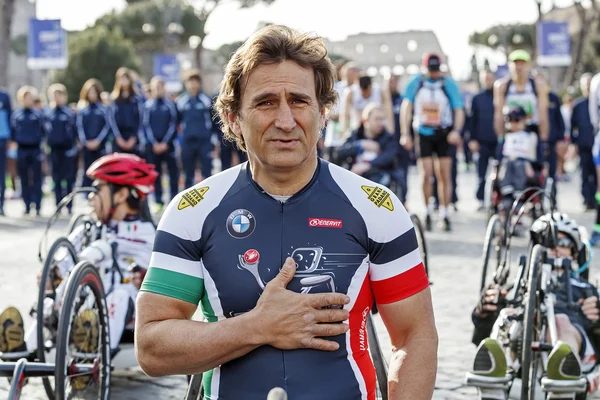 Alex Zanardi, örnek el motosiklet
