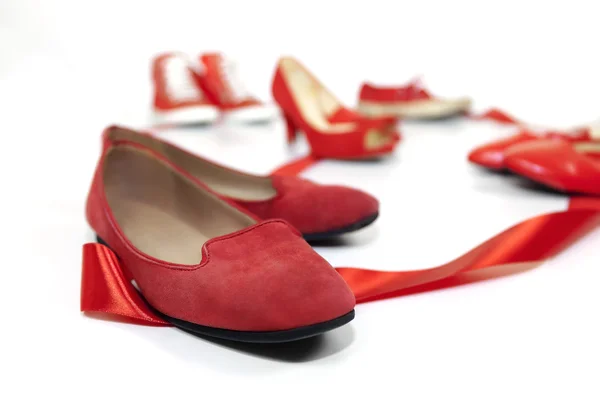 Zapatos rojos, un símbolo feminicidio — Foto de Stock