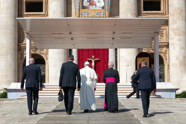 Papa, Bergoglio, przy kościele św.. — Zdjęcie stockowe