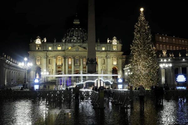 Peter Square Decorated Christmas Lights Christmas Tree Nativity Scene Background — Stock Photo, Image