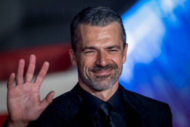 ROMA, İTALYA - 15 Ekim Luca Argentero, 20. Roma Film Festivali sırasında Auditorium Parco Della Musica 'da açılan kırmızı halıya katıldı..