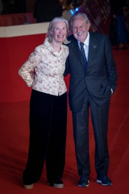 ROMA, İTALYA - 15 Ekim: Lord David Puttnam ve eşi Lady Patsy Puttnam, 20. Roma Film Festivali sırasında Parco Della Musica 'daki kırmızı halıya katıldılar.