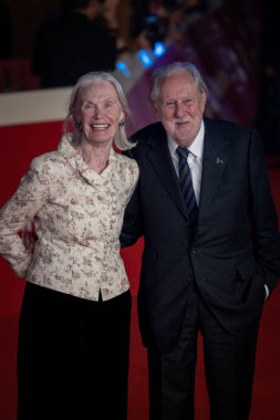 ROMA, İTALYA - 15 Ekim: Lord David Puttnam ve eşi Lady Patsy Puttnam, 20. Roma Film Festivali sırasında Parco Della Musica 'daki kırmızı halıya katıldılar.