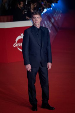 ROMA, İTALYA - 15 Ekim: Michele Riondino, 20. Roma Film Festivali sırasında Oditoryum Parco Della Musica 'da kırmızı halıya katıldı.