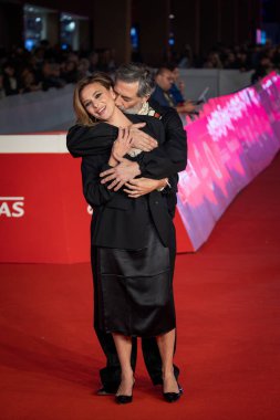 Roma, İtalya - 18 Ekim 2025: Jasmine Trinca ve Filippo Timi, Oditoryum Parco della Musica 'daki 20. Roma Film Festivali sırasında Gli Occhi Degli Altri kırmızı halısına katıldı.