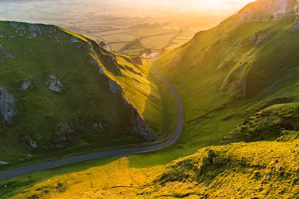 Long Rural Road Leading British Countryside Beautiful Spring Morning Dreamy — Stock Photo, Image