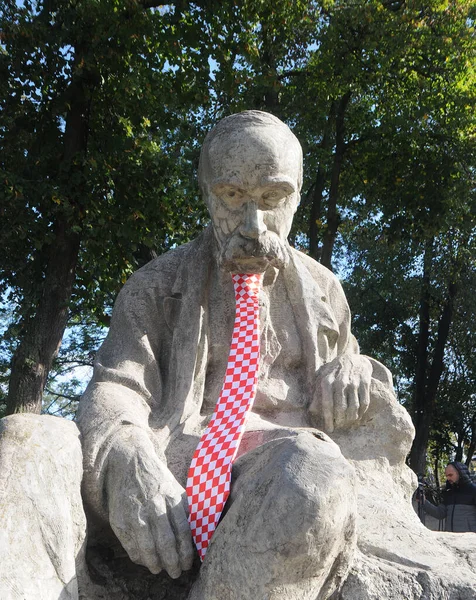 Cravate Sur Monument Taras Chevtchenko Lors Célébration Journée Mondiale Cravate — Photo