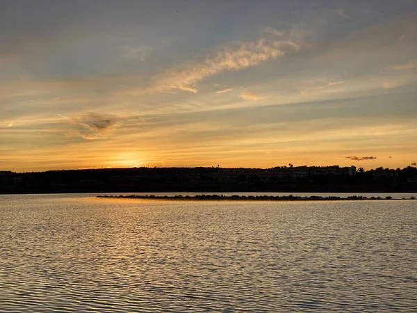 Schöner Und Farbenfroher Sonnenuntergang Mit Wolken Strand Spanien — Stockfoto