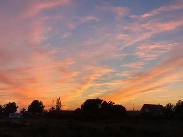 Hermosa Colorida Puesta Sol Con Nube Montaña España — Foto de Stock