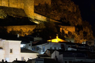 İspanya 'nın Valensiyalı Topluluğunda yer alan Chulilla kasabasının manzarası