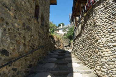 Sallent de Gallego kasabası, Hueca, Aragon, İspanya. manzara manzarası
