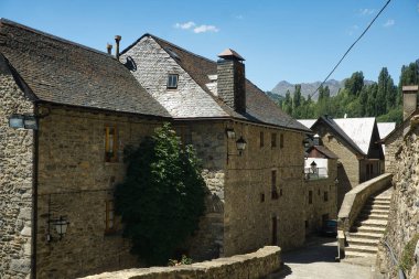 Sallent de Gallego kasabası, Hueca, Aragon, İspanya. manzara manzarası