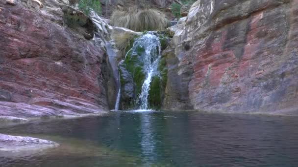 Водопад Эль Посо Негро Расположенный Кастеллоне Испания — стоковое видео