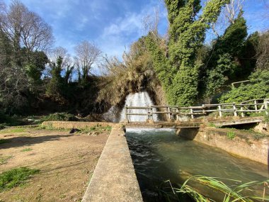 ANNA 'nın üç şelalesinin rotası, İspanya' nın Valencia eyaletinde yer almaktadır. Görünüm