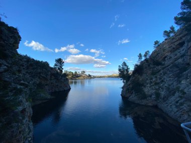 İspanya 'da çok güzel bir rezervuar manzarası var. Görünüm