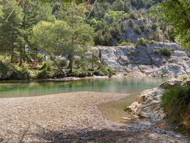 Barranco de A Peonera 'nın Aragonese Pireneleri' ndeki manzarası. Huesca, İspanya. manzara