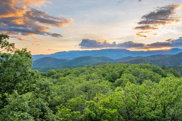 Sunset in the southern French Cevennes. Hilly landscape, panorama — Stock Photo, Image